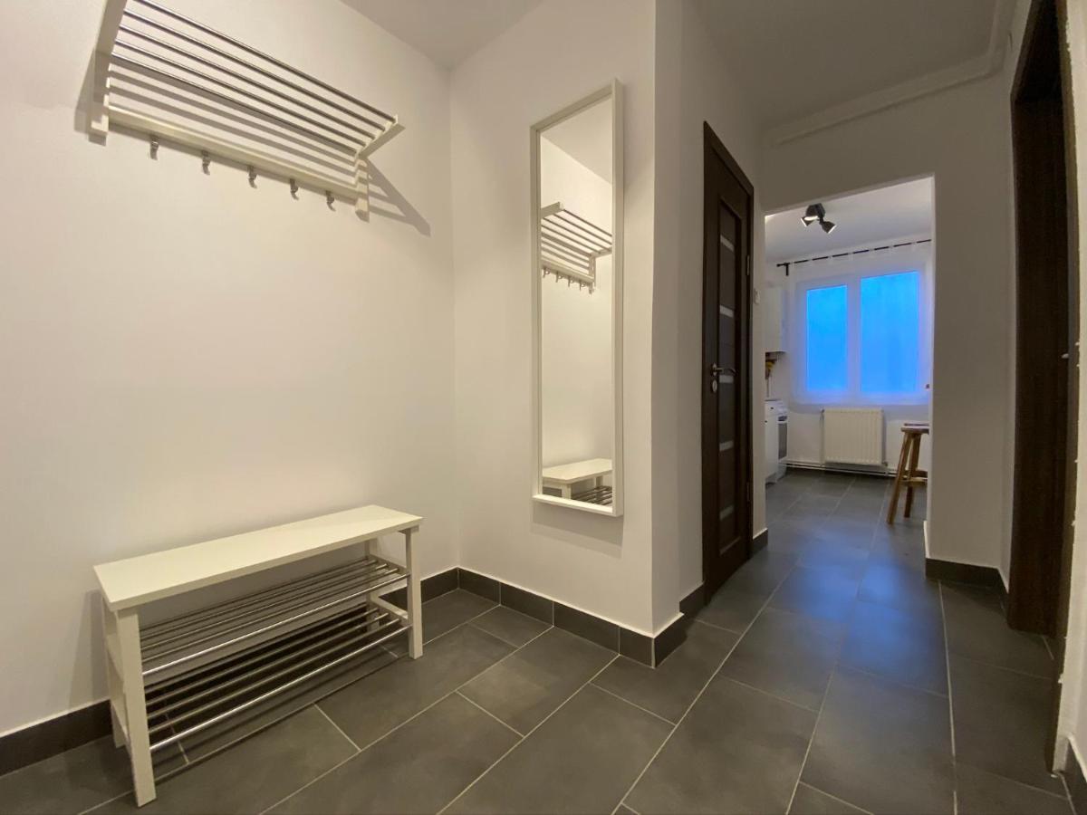 Bcb Aparts Mountain View Brasov Bagian luar foto